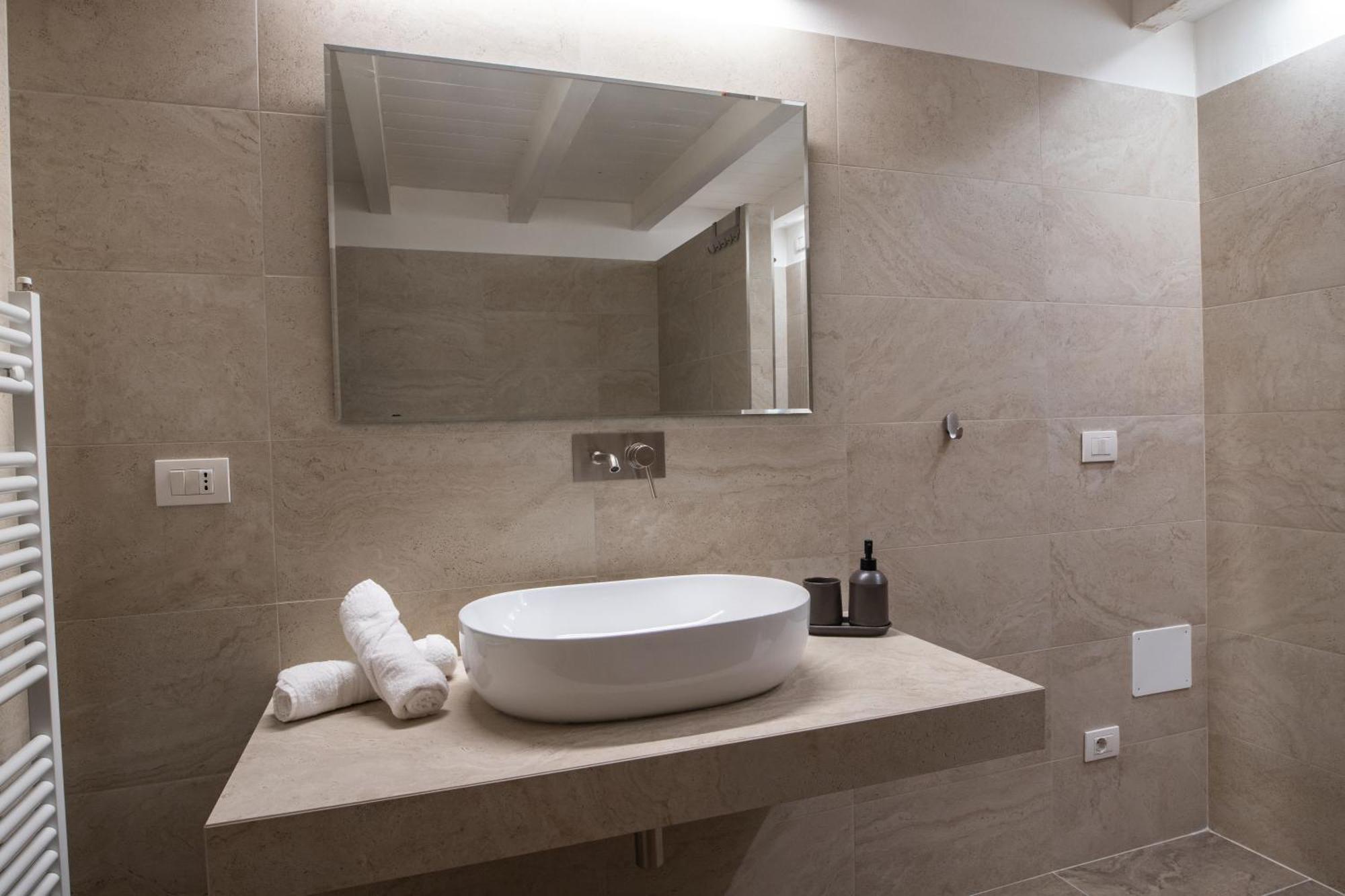 Aparthotel Santo Stefano Loft Bolonia Zewnętrze zdjęcie